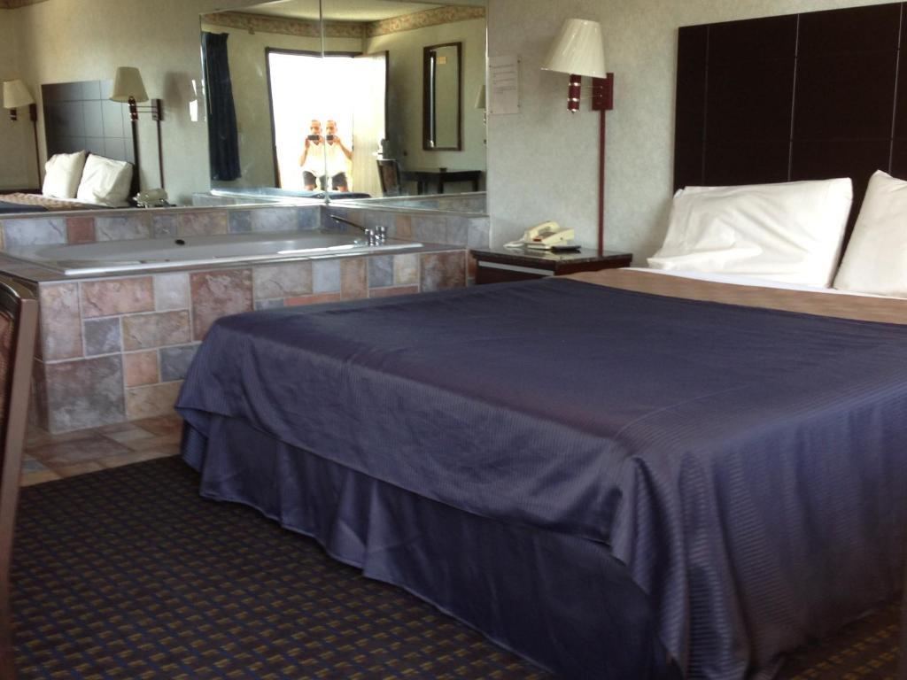 Del Amo Inn Torrance Camera foto