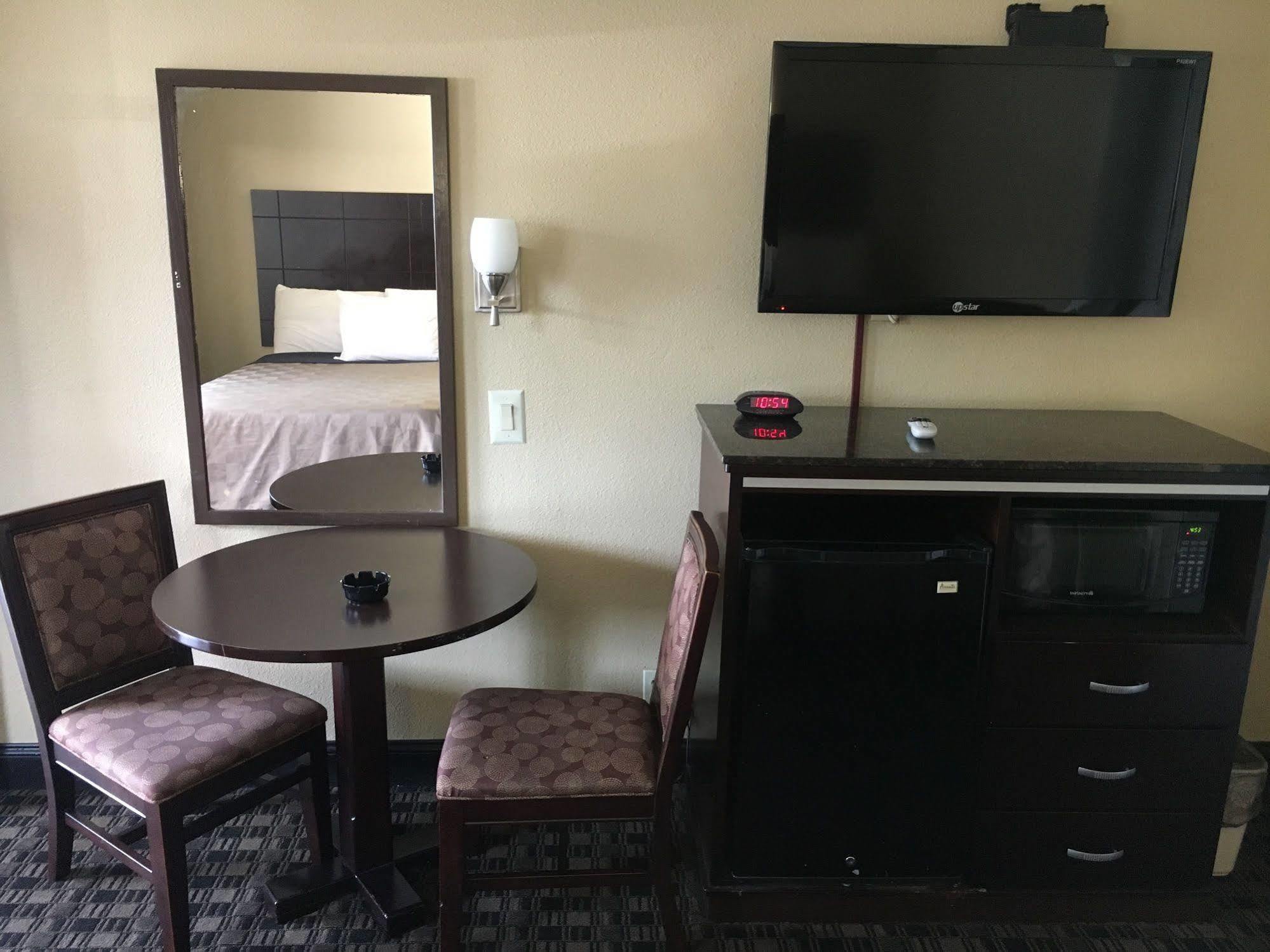 Del Amo Inn Torrance Esterno foto